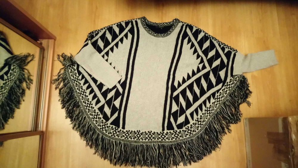 Sweter, pączo bezowo czarne