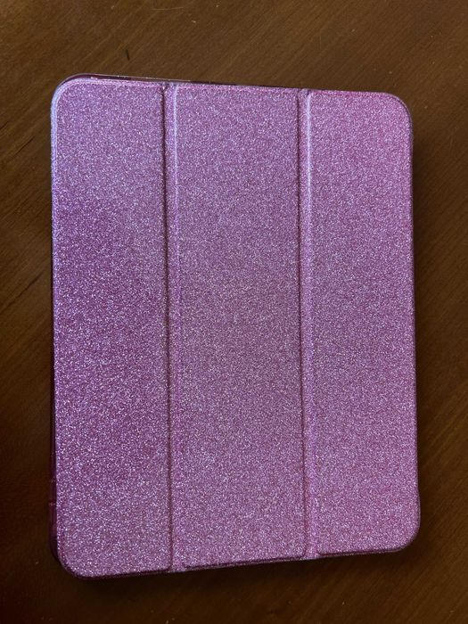 Capa Rosa com Purpurinas para iPad 11 (A16) – Usada, como Nova