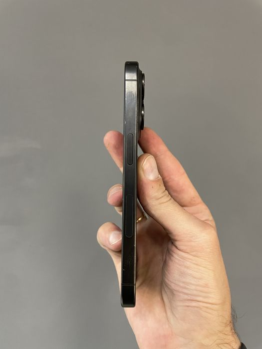 iPhone 15 Pro 256gb Black Titanium eSiM Neverlock