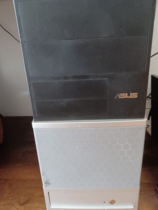 Pc desktop Asus torre