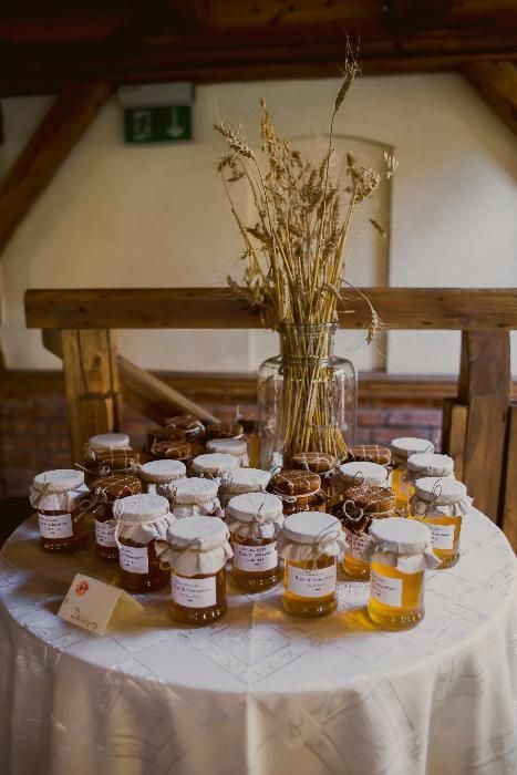 Suknia ślubna z muślinu Maxima S/36 z trenem rustykalna romantyczna