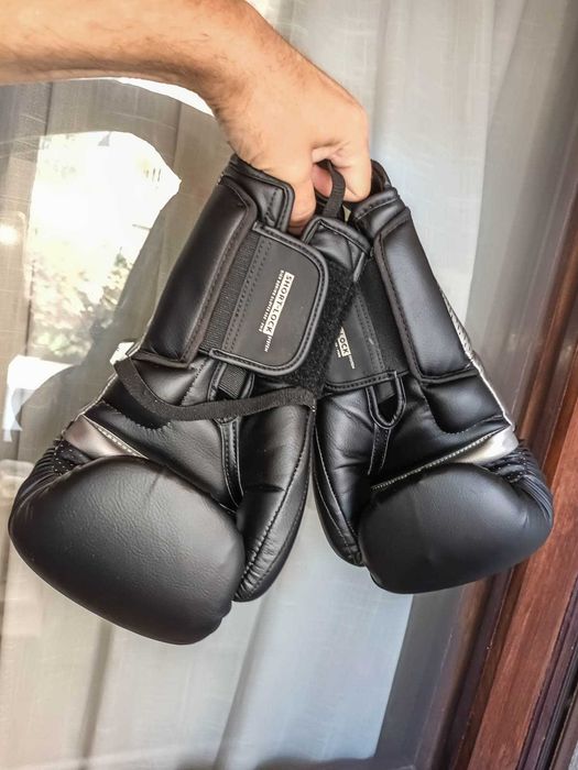Outshock Luvas de kick boxing