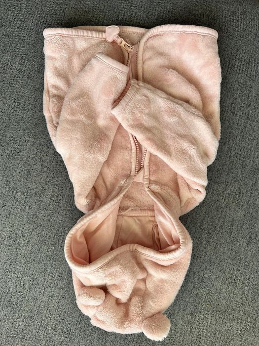 Lote de 15 peças de roupa de bebé dos 0-3