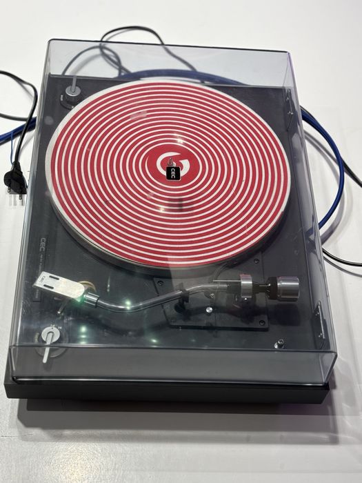 Gramofon CEC BD-2200