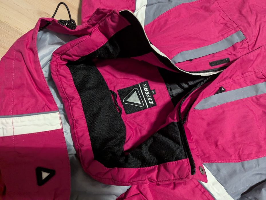 Do sprzedania Damska Kurtka Narciarska