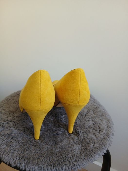 Szpilki Tamaris damskie buty na obcasie 39