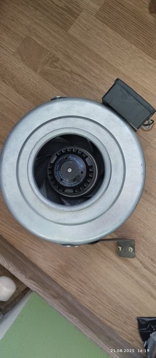 Вытяжной канальный вентилятор