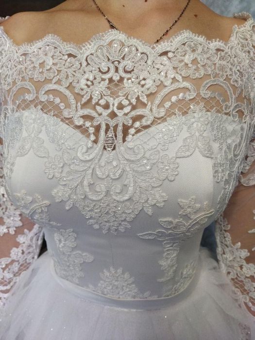 Свадебное платье