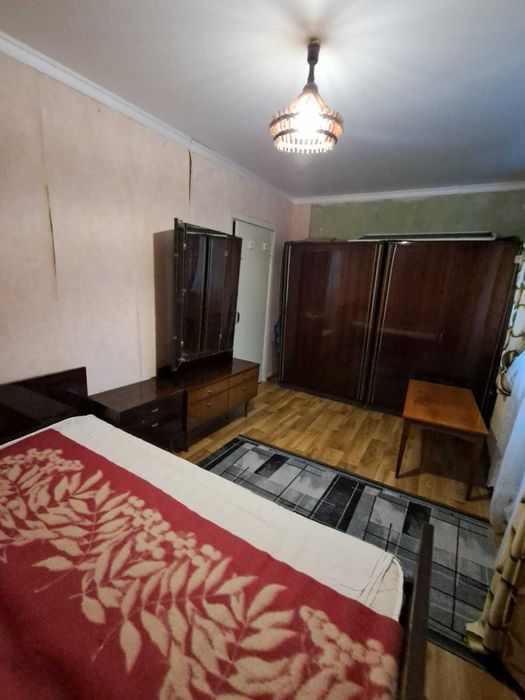 Продаж квартири 2-кімнатної в центрі