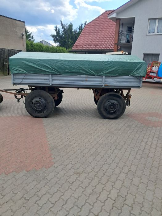 Sprzedam przyczepę rolniczą 4 tonową