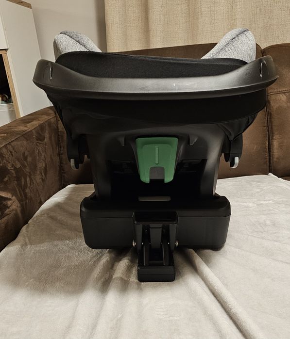 Fotelik samochodowy niemowlęcy Avionaut Cosmo 2.0 Smart szary z bazą