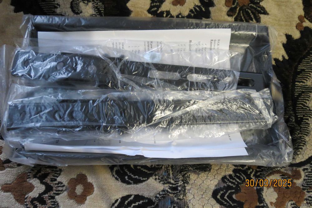 Кронштейн  до телевізора  з наклоном 14-32, 25 кг