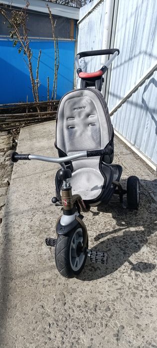 Продам триколісний дитячий велосипед