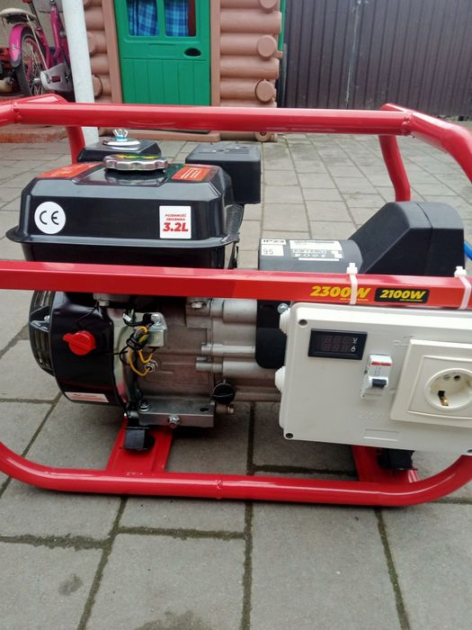 Генератор 2кв новий