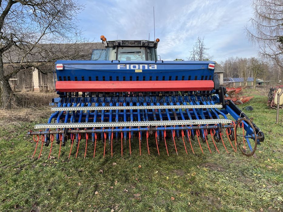 Agregat uprawowo siewny 3m.