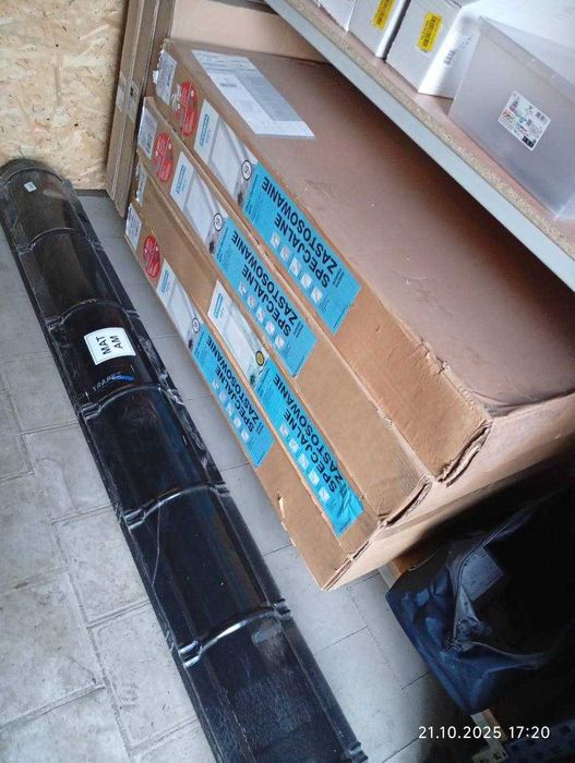 Okno dachowe łazienkowe plastykowe 2-szyby APY M6A B900 78x118cm