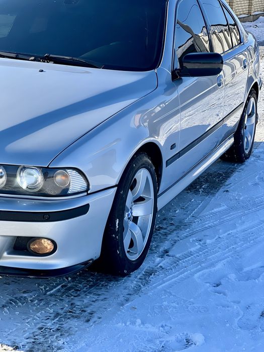 BMW e39 в ідеальному стані
