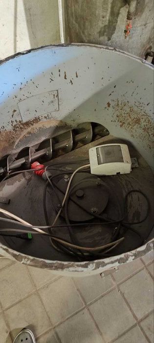 Podajnik na zrąbkę,trociny,pelet, ekogroszek  25/50 kW