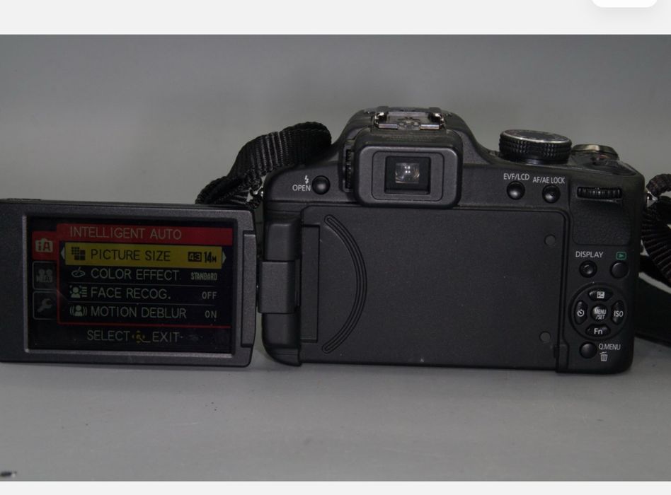 Vendo esta camara fotografica Lumiz fz 100