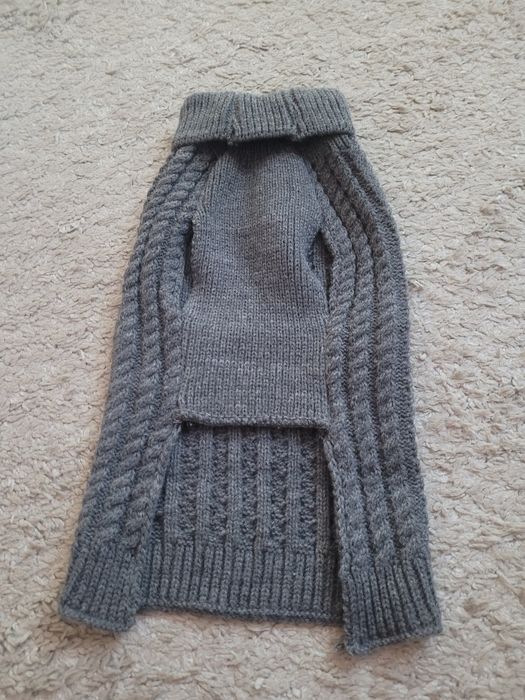 Sweterek dla pieska 30cm