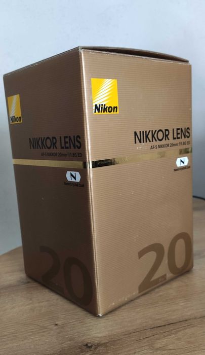Obiektyw NIKKOR SZEROKOKĄTNY AF-S 20mm f/1.8G ED .