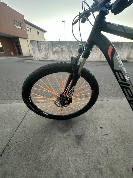 bicicleta em com estado