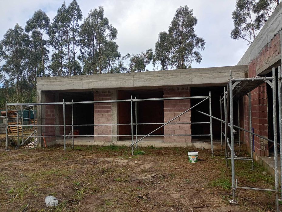 Capoto , pinturas, trabalhos de acabamentos , isolamento térmico
