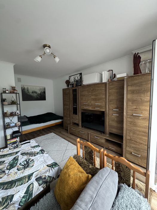 Kawalerka 32 m² | Rejtana  1 | Balkon | Pwinica | Parking dla mieszkancow | - Więcej