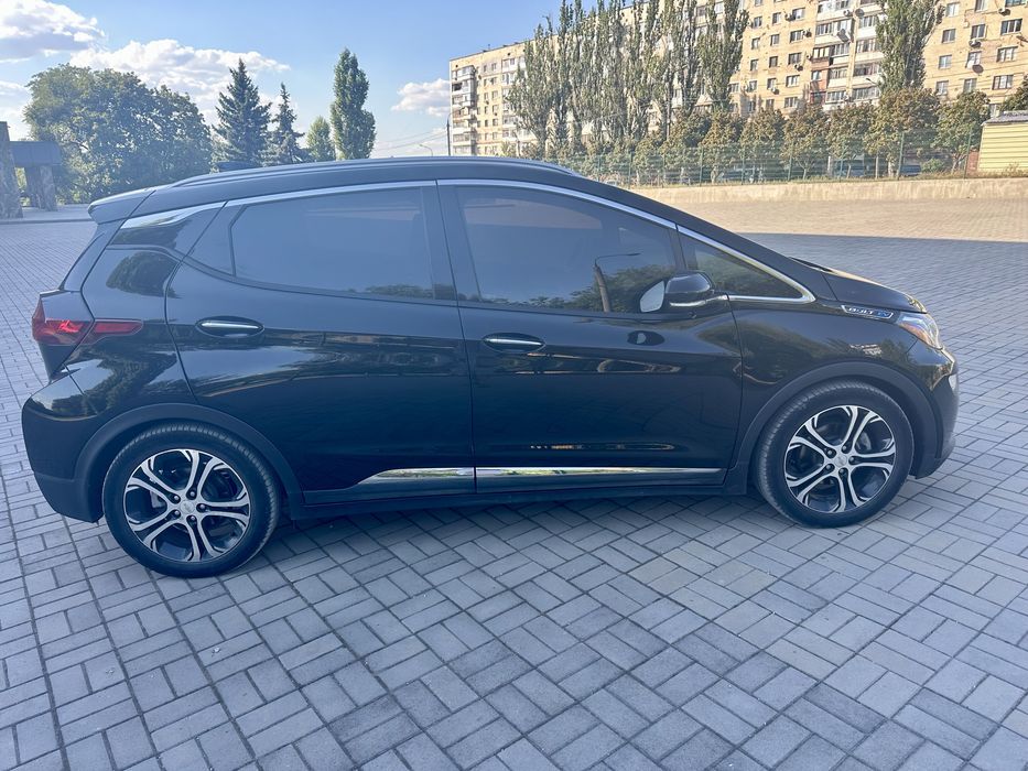 Chevrolet bolt ev 2018 premier