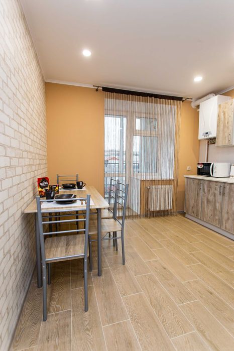 Бам. Поруч парк. Власник. Звітні документи. Квартира подобово