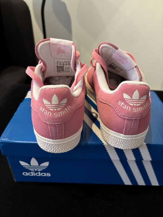 Damskie buty Adidas Stan Smith CS J roz 36