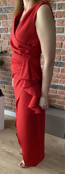 Czerwona sukienka S.Moriss