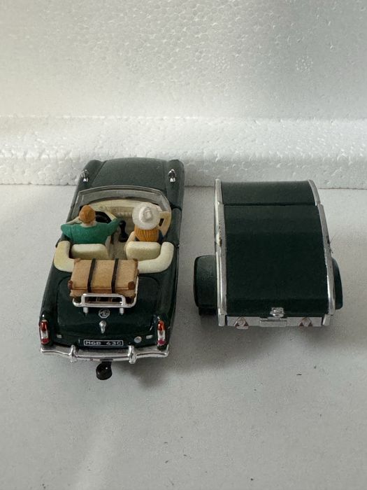 Miniatura MG da Schuco 1:43