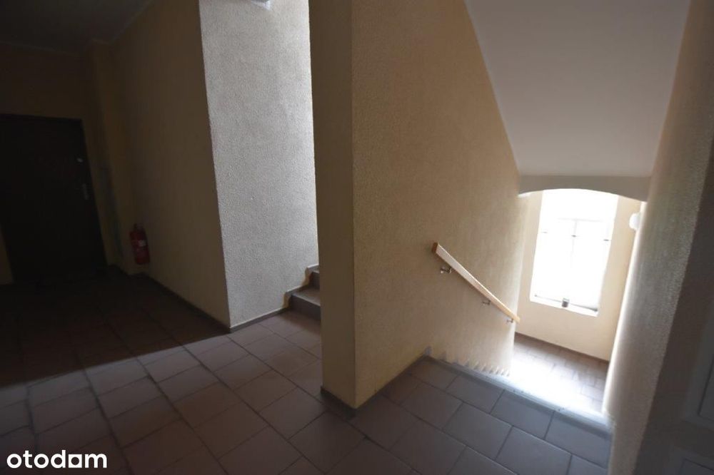sprzedam WYPOSAŻONE mieszkanie 2-pokojowe