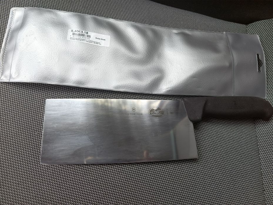 Tasak kuchenny victorinox
