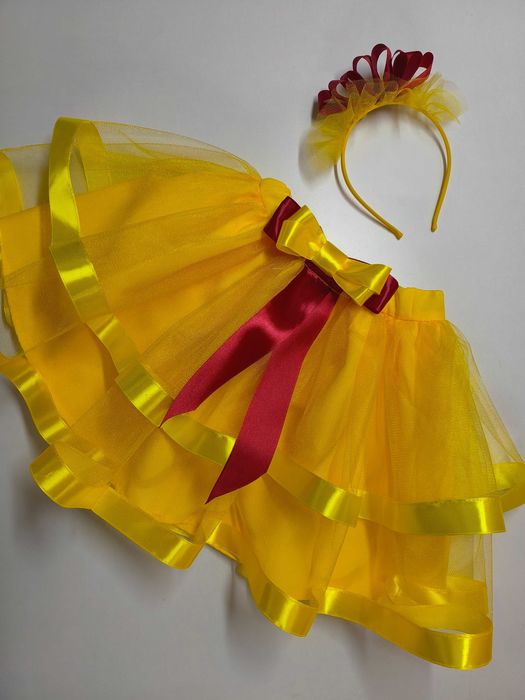 Костюм "курчатко", "циплятко" на дівчинку 4-6 років