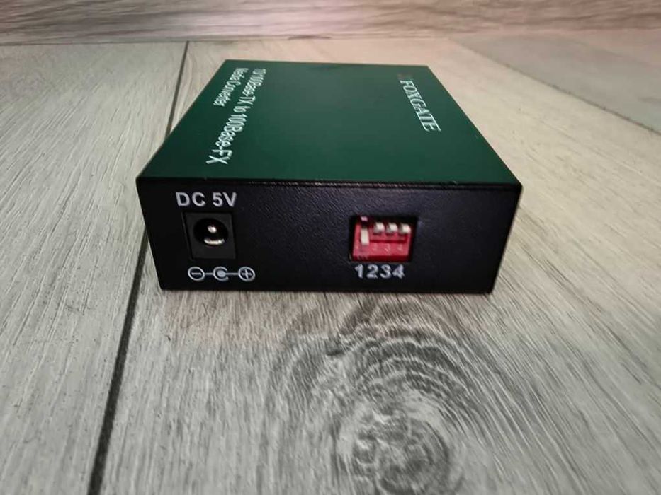 Медіаконвертер FoxGate EC-B-0,1-1SM-1550nm-20-LFP Б\В