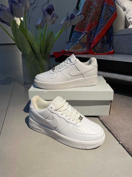 Buty meskie Mokasyny Nike_Air_Force_1_Low '07_Biały R.42