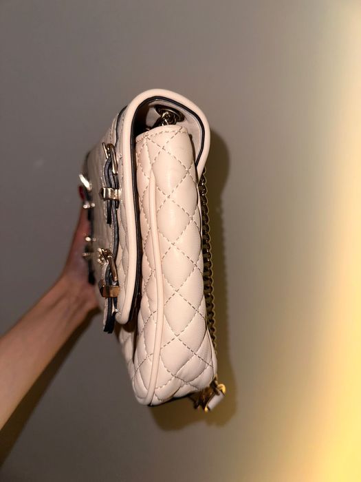 Torebka GUESS Adam beżowa