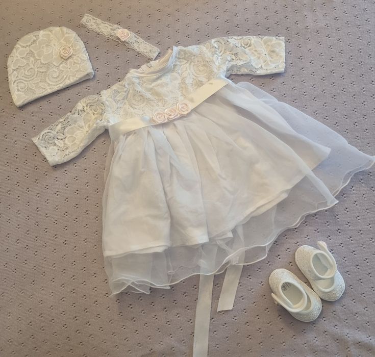 Ubranko do chrztu dla dziewczynki