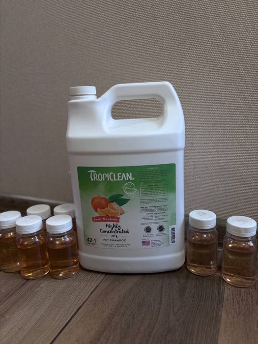 Шампунь для собак і котів Солодкий мандарин Tropiclean(Тропіклін)