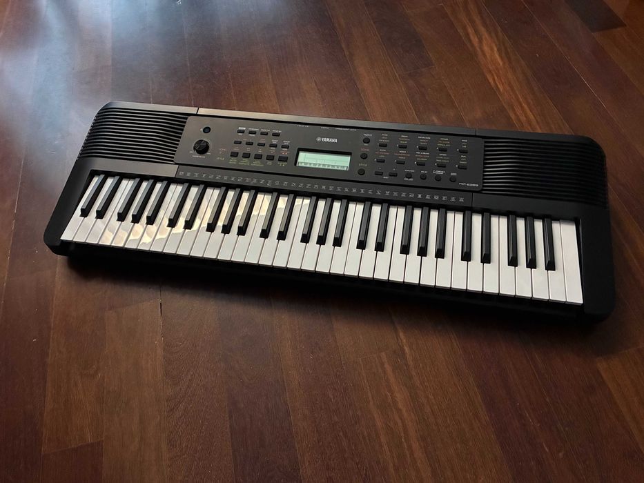 Orgao Piano Yamaha PSR-E283 Keyboard como novo