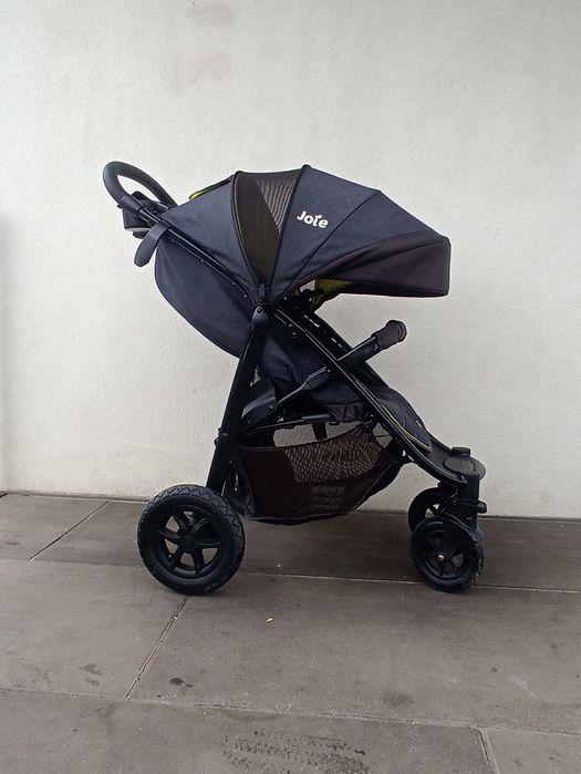 Wózek spacerowy joie litetrax air