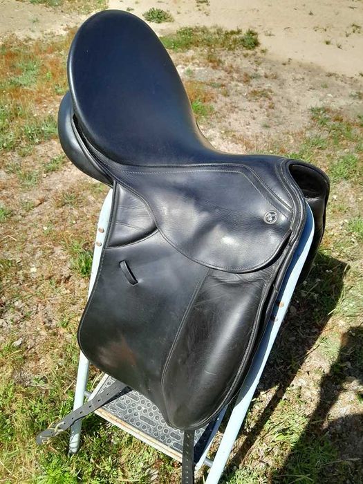 Selim Sela Dressage 18" Kieffer RESERVADA