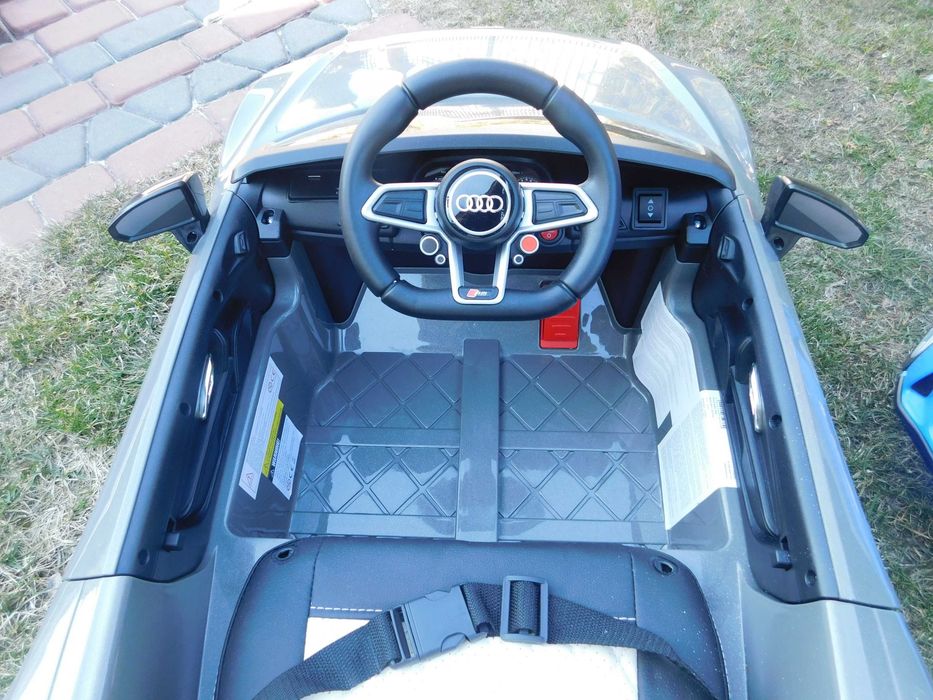 samochód na akumulator AUDI R8 Lift USB SKÓRA EVA auto dla dziecka