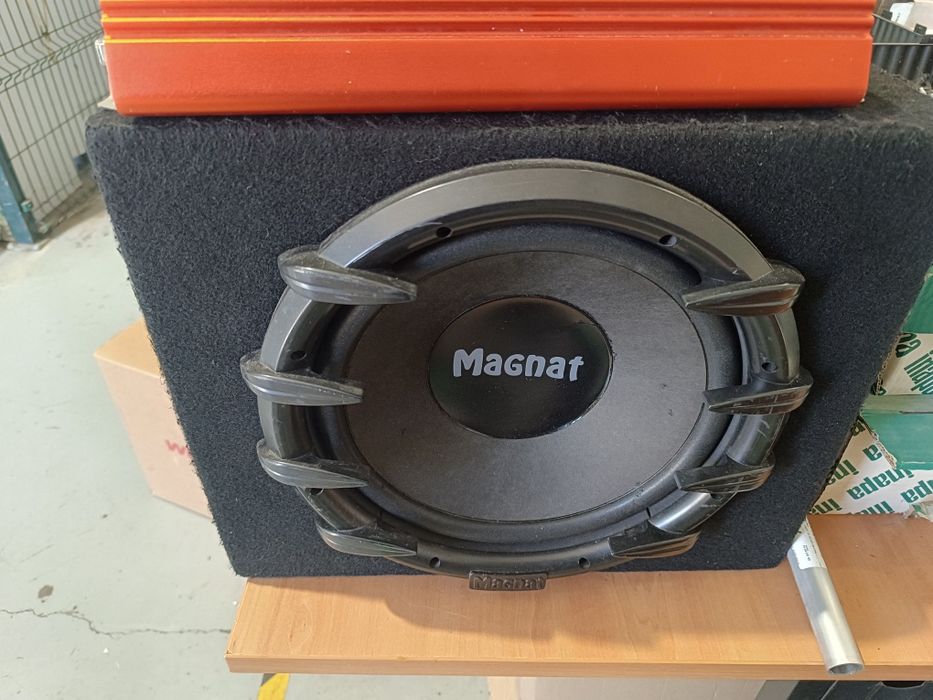 Conjunto Subwoofer e amplificador