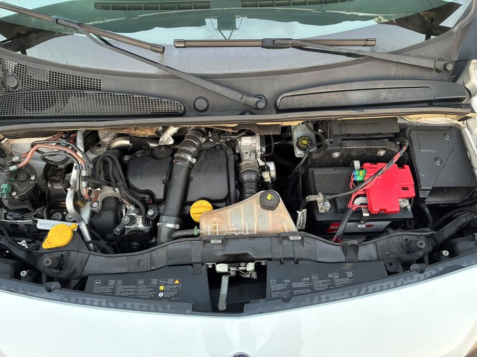 Mercedes-Benz Citan 1.5 CDI (2014) – Pronta a Trabalhar! Fiável, Económica e com Ar Condicionado