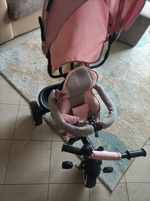 Triciclo rosa usado