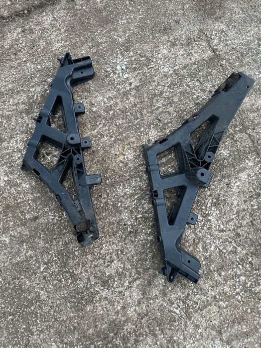 Кріплення Бампера задні Jaguar XE X760