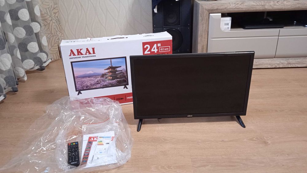 Телевізор LED  AKAI 24 дюйми